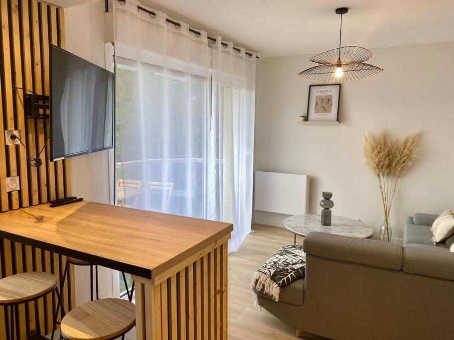 L'Alcove - T2 Calme, Terrasse & Parking Prive Appartement Castres  Buitenkant foto